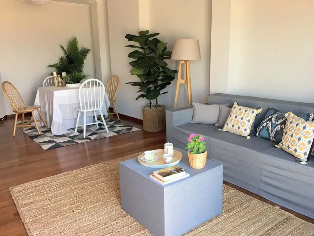 Mobles de cartró: La revolució sostenible del Home Staging